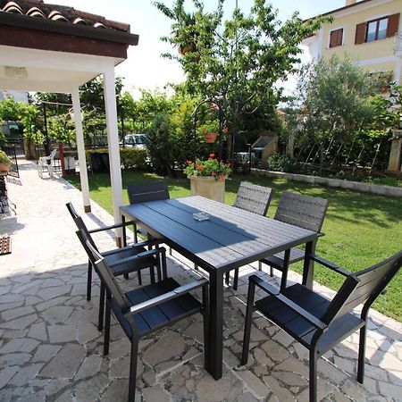 Apartment Sunny Garden Poreč Exterior foto