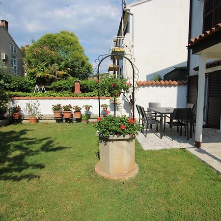 Apartment Sunny Garden Poreč Exterior foto